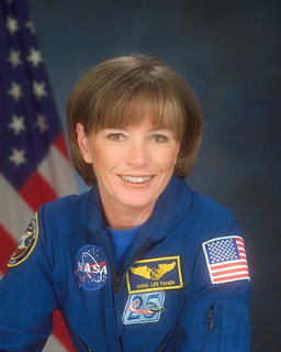 Astronaut Anna L. Fisher, NASA photo (4 April 2002) 9364987159_b4453ec5ef_n.jpg