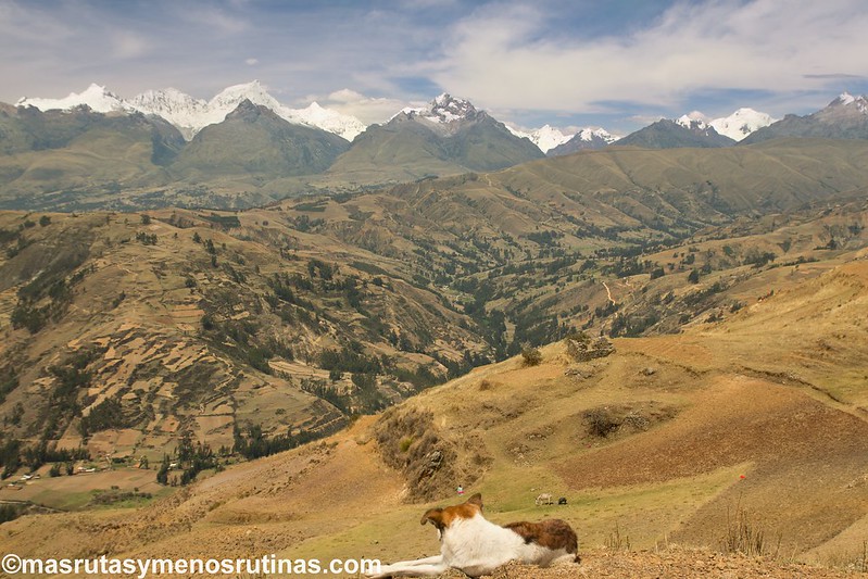 Huaraz. Laguna Wilcacocha. La vida andina en las montañas - Por el norte de PERÚ. De los glaciares a la selva (19)