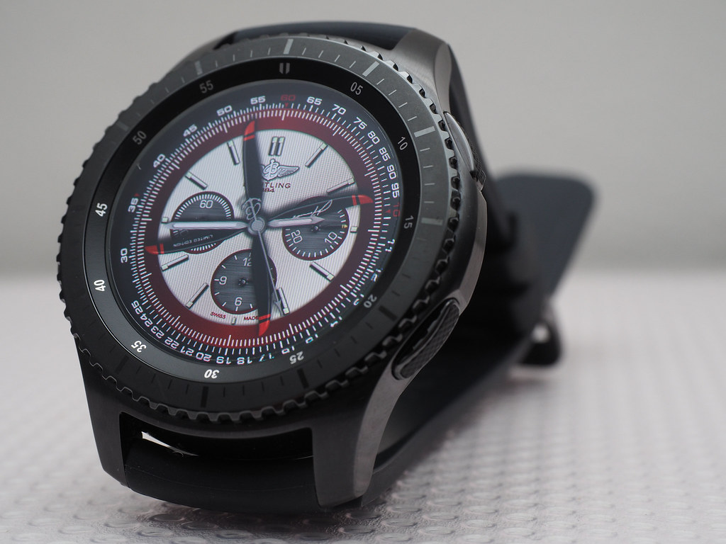 Samsung Gear S3 Frontier smart watch Huislaw