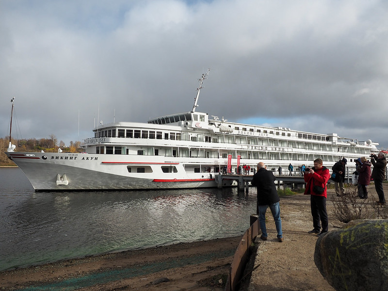 viking river cruise in russia