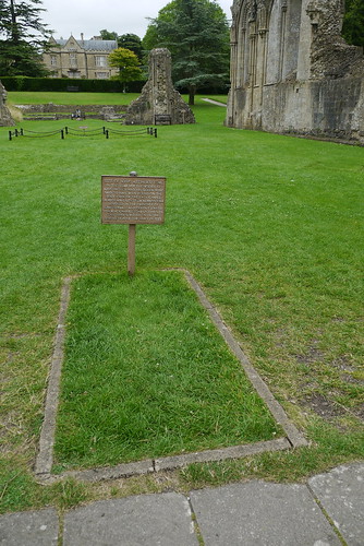King Arthur's Tomb