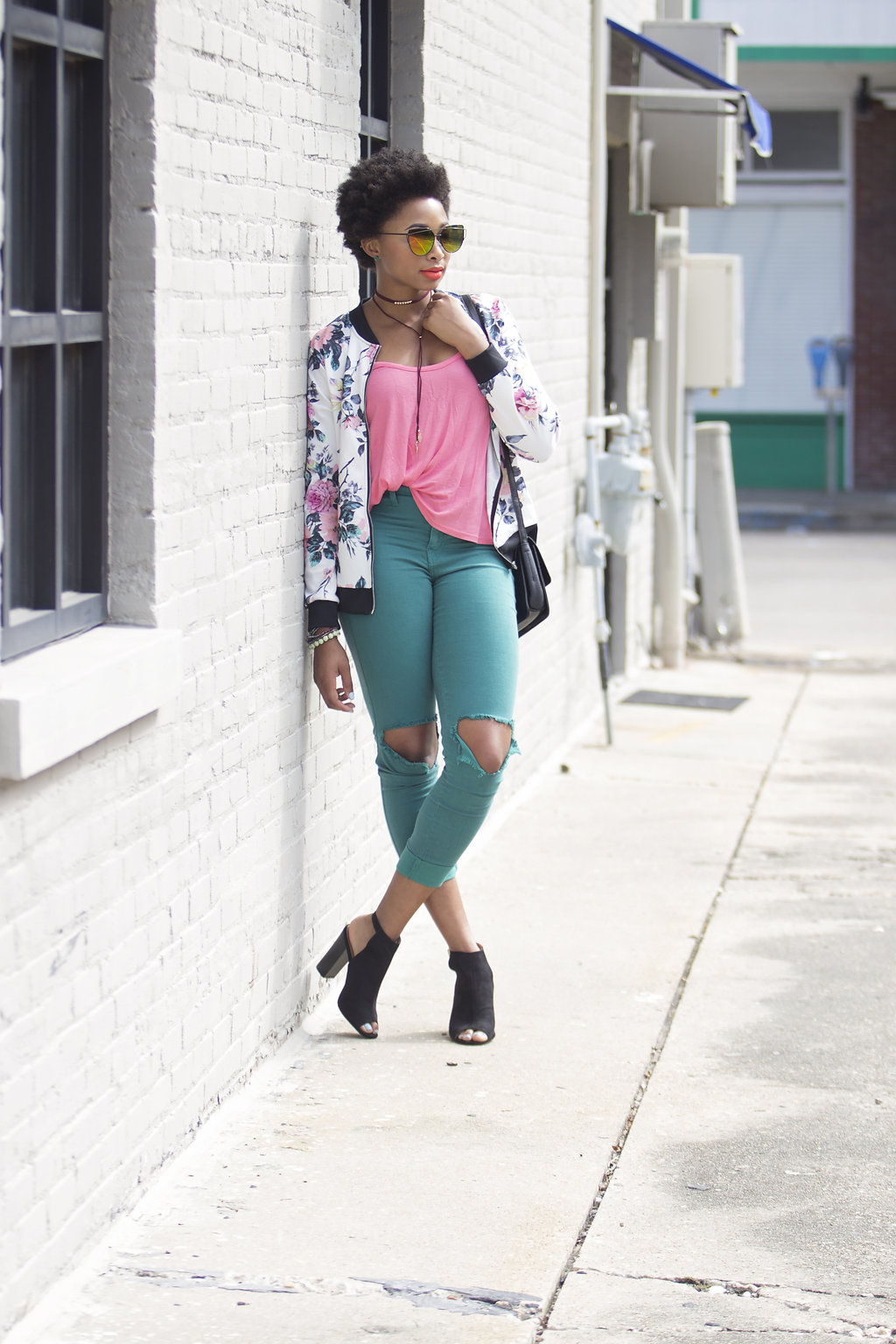 how to wear distressed jeans, louisiana fashion blogger