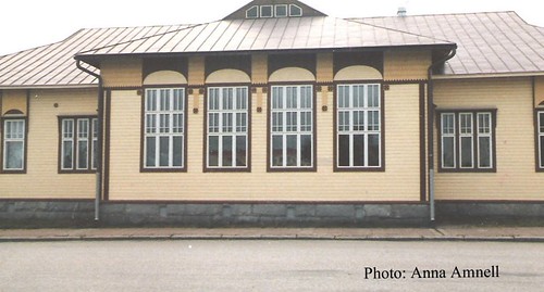 Iisalmen Kansakoulu (1908), Tyttölyseo (1949-1957): Wivi Lönn designed this school