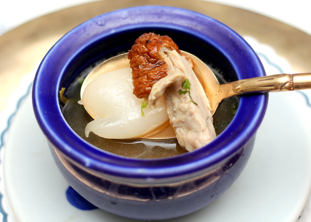blue-elephant-restaurant-duck-longan-soup