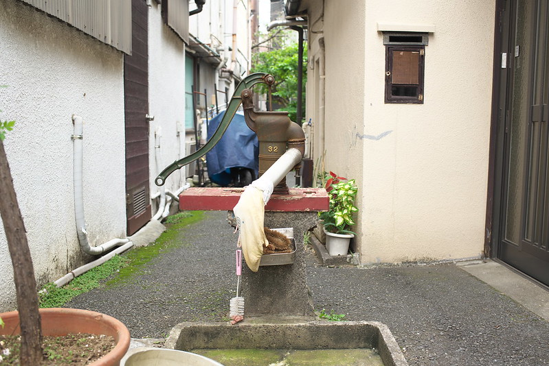 東京路地裏散歩 井戸ポンプ 2016年9月30日