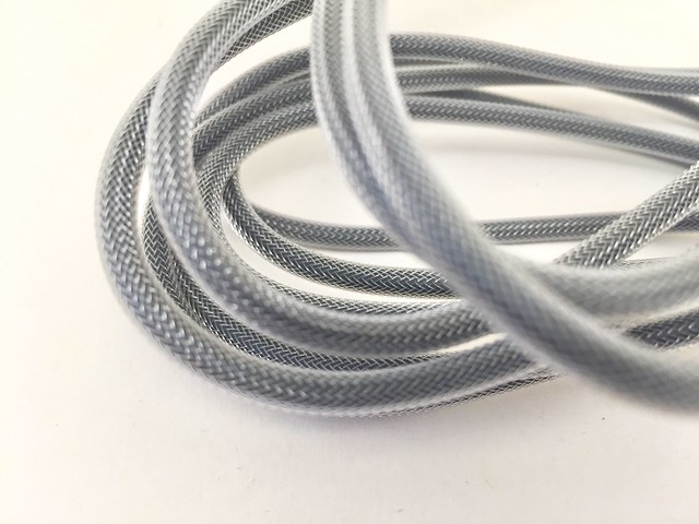 Présentation du cable Syncwire 2 mètres (MFI) - Vue texture nylon