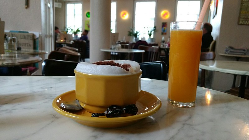 280 #Coffee, freshly pressed orange juice, #wifi and #mobile #office - Altstadt-Café #Mainz
