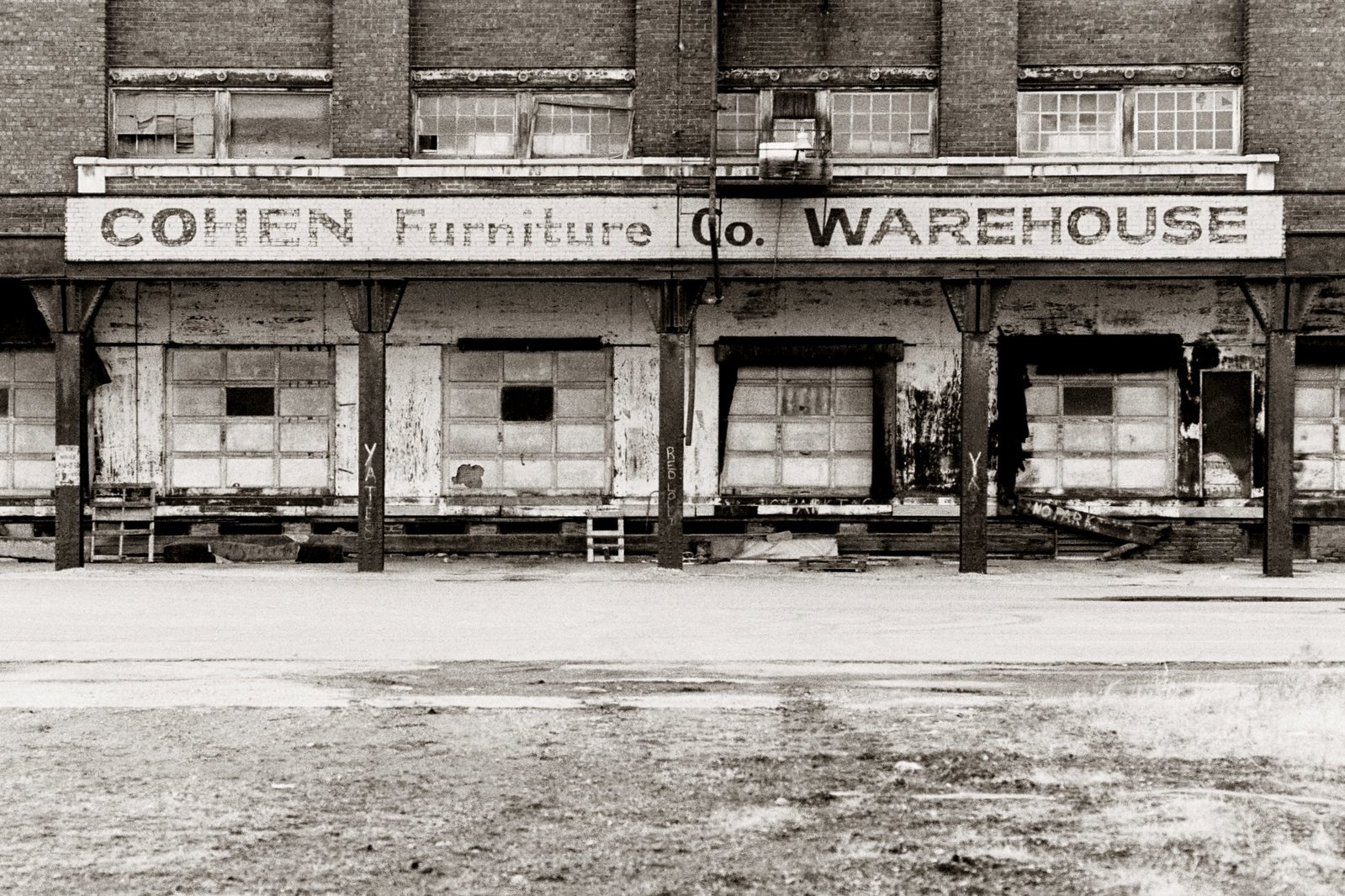 Cohen Furniture, Peoria Warehouse District | by silverygelatin