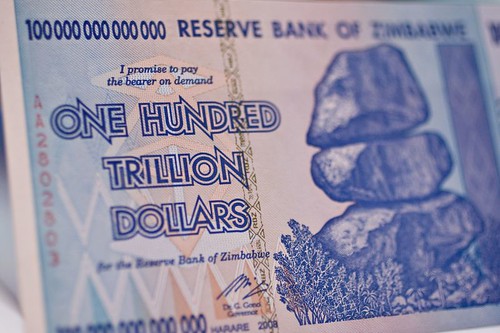 one hundred trillion dollar Zimbabwe note