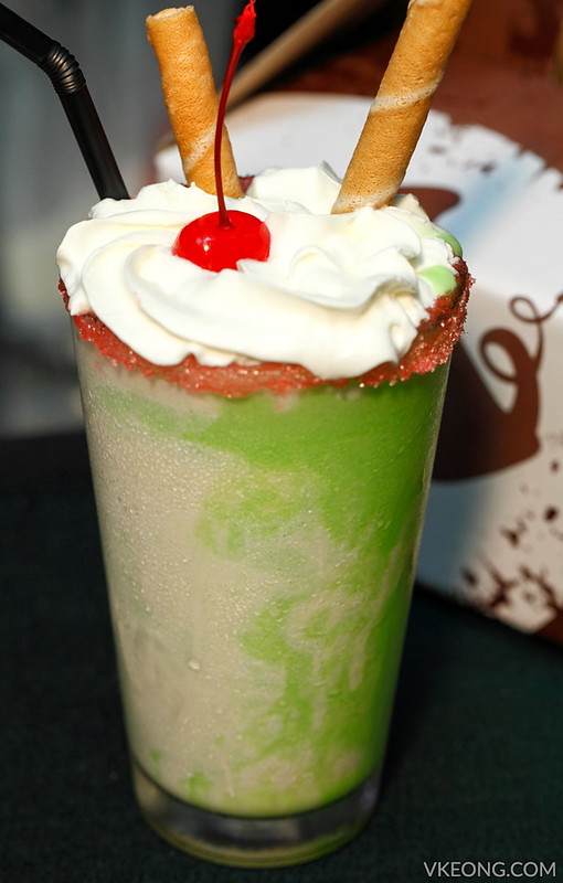 Morganfield's The Grinch Festive Drink