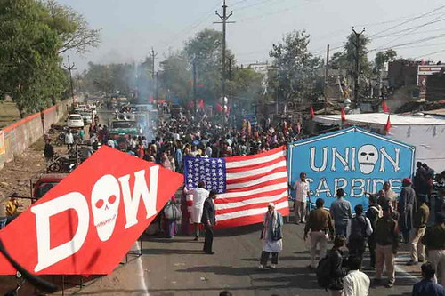 US flag burned in Bhopal to mark the 32 years of struggle for elusive justice