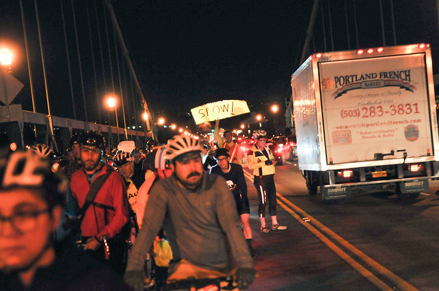 St Johns Bridge protest ride-31.jpg
