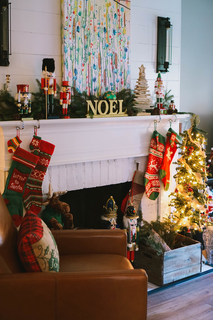 Transitional Christmas Living Room Decor at the fireplace