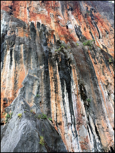 Rock wall at Koh Hong