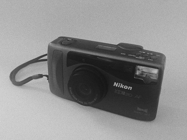 Nikon Zoom 310 QD