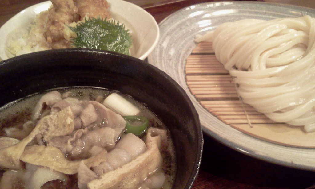 かしわ飯大盛&肉汁うどん中盛(KASHIWA-MESHI&PORK UDON M)