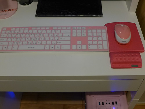 妹妹新電腦-粉紅色鍵鼠