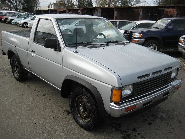 1987 nissan pickup