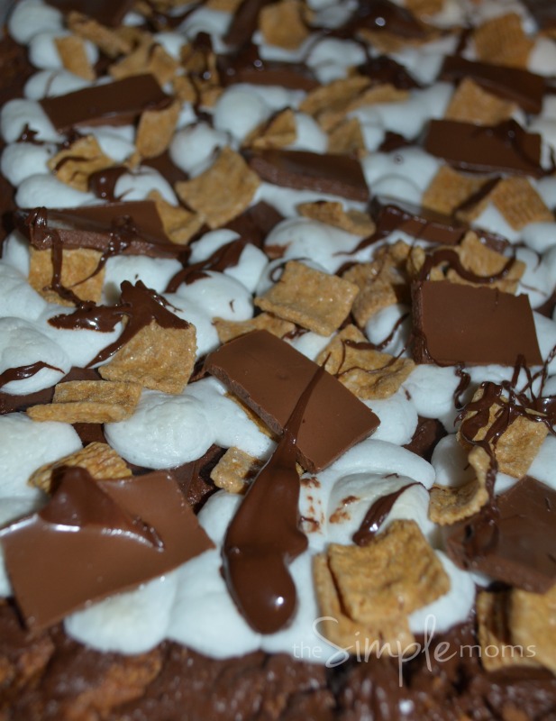Golden Grahams™ S'mores Pizza Squares finished recipe