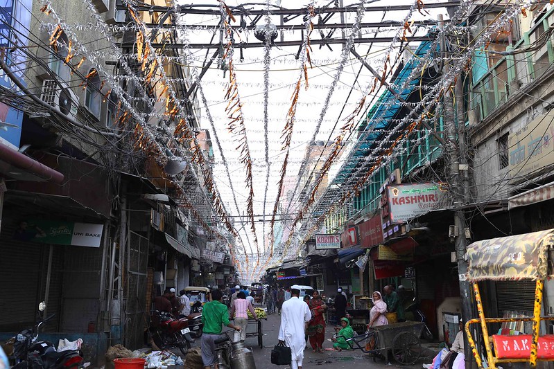 Photo Essay - The Ramzan Sky, Matia Mahal Bazaar