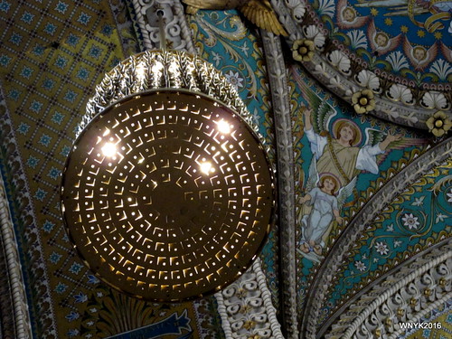 Chandelier and Details