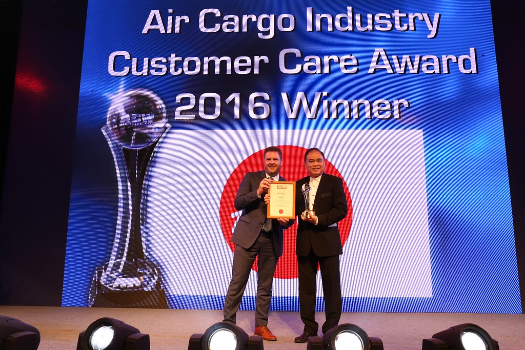 Airasia Wins Best Customer Care Award At World Air Cargo Awards
