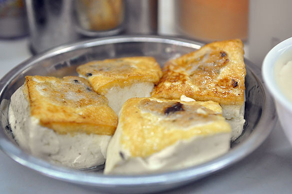 深水埗の老舗豆腐屋さんで食べるおいしい豆腐デザートと軽食【公和荳品廠】