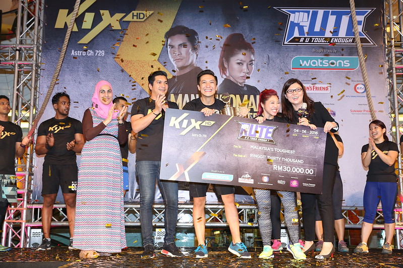 From Left Junaidah Khan From Astro Keith Foo , Benny, Linora Low And Shirley Cheong From Kix