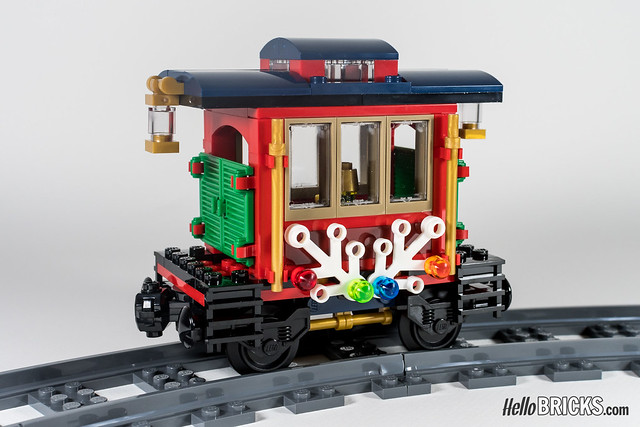 REVIEW LEGO 10254 Winter Holiday Train