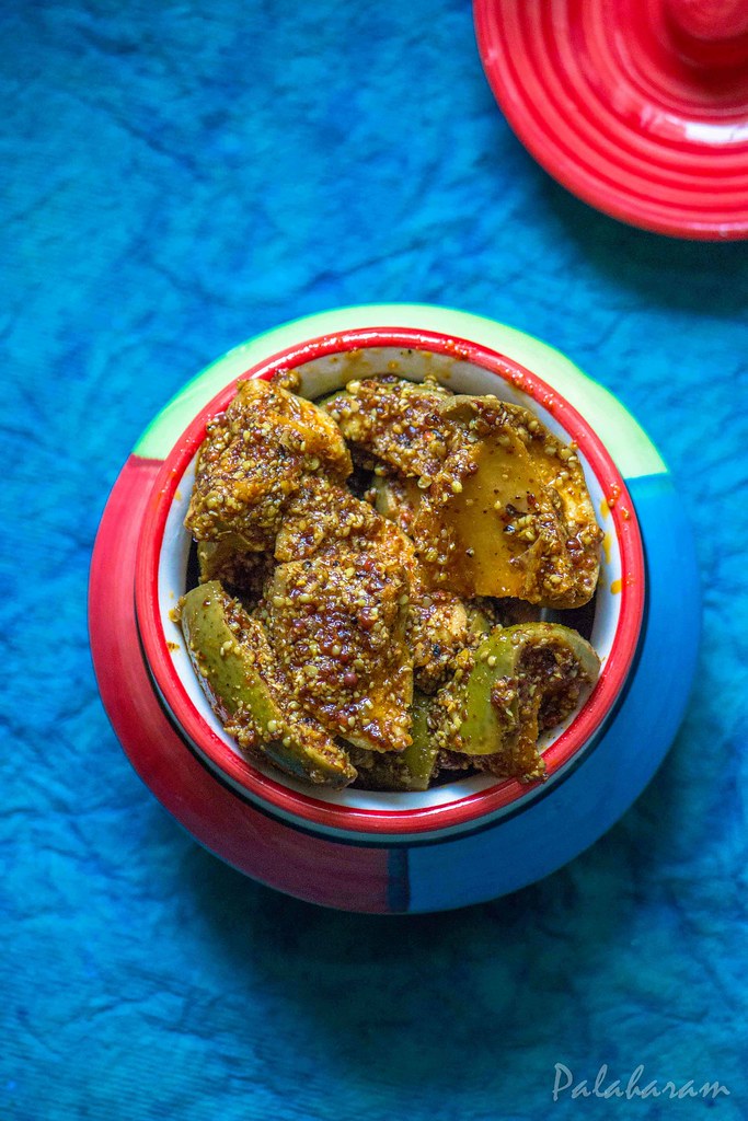 Palaharam: Aam Ka Achar / Indian Mango Pickle in Mustard Oil