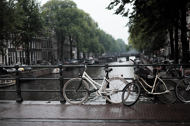 Bike at canal in Amsterdam 4
