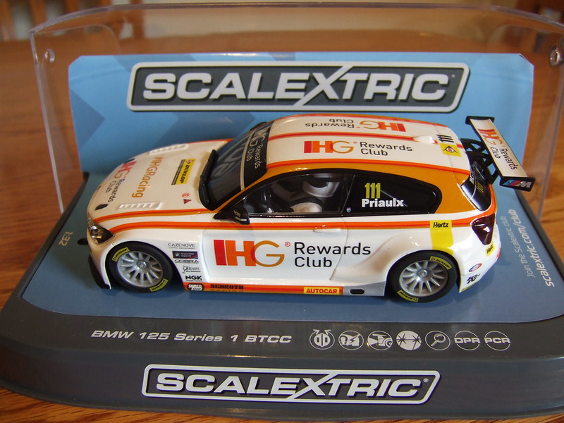 Scalextric "Ford Credit" Ford Sierra RS500 PCR DPR W/ Lights 1/32 Slot Car C3781 