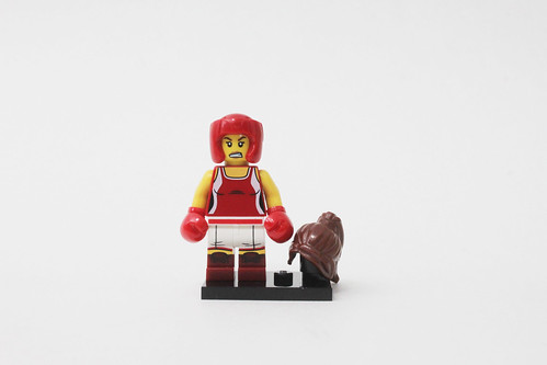 LEGO MINIFIGURE​​S SERIES 16 71013 Kickboxer