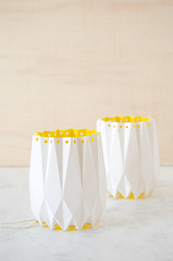 DIY Portavelas de origami · DIY Origami candle holder · Fábrica de Imaginación · Tutorial in Spanish
