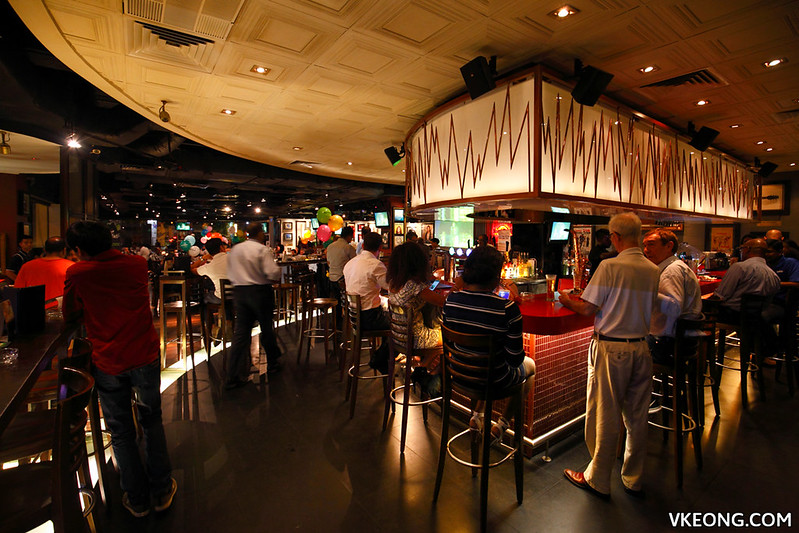 Hard Rock Cafe KL Bar
