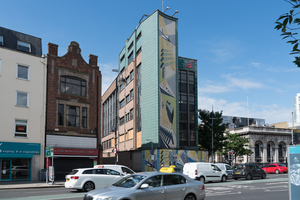 TRANSPORT HOUSE IN BELFAST [THE UGLY HOARDING HAS EVENTUALLY BEEN REPLACED BUT ON THE CHEAP]-121000