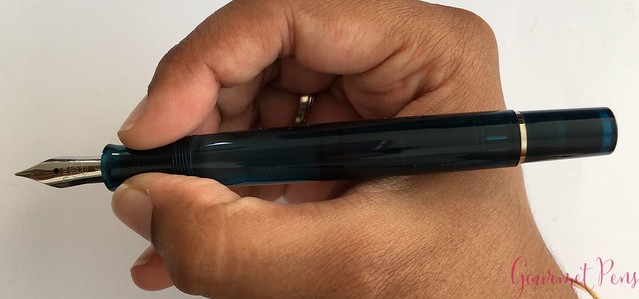 Review Pelikan Classic M205 Aquamarine Fountain Pen Review @AppelboomLaren 15