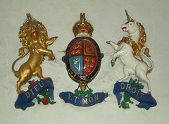 three-part cast iron royal arms for Victoria