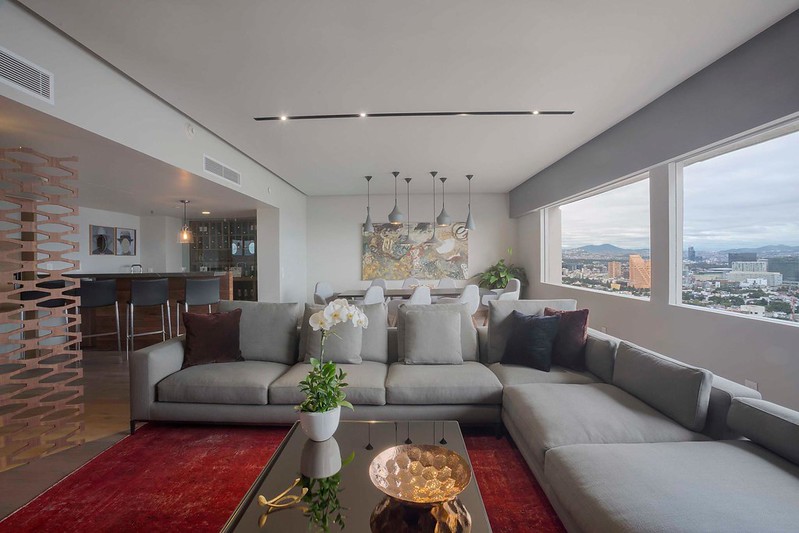 Bar and Lounge area in the Presidential Suite at the InterContinental Mexico City