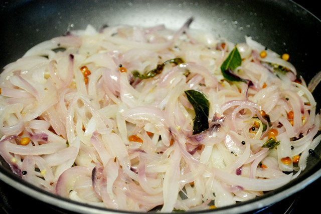 Cooked onion for potato masala