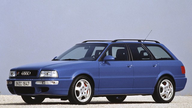 Универсал Audi Avant RS 2 B4. 1994 год